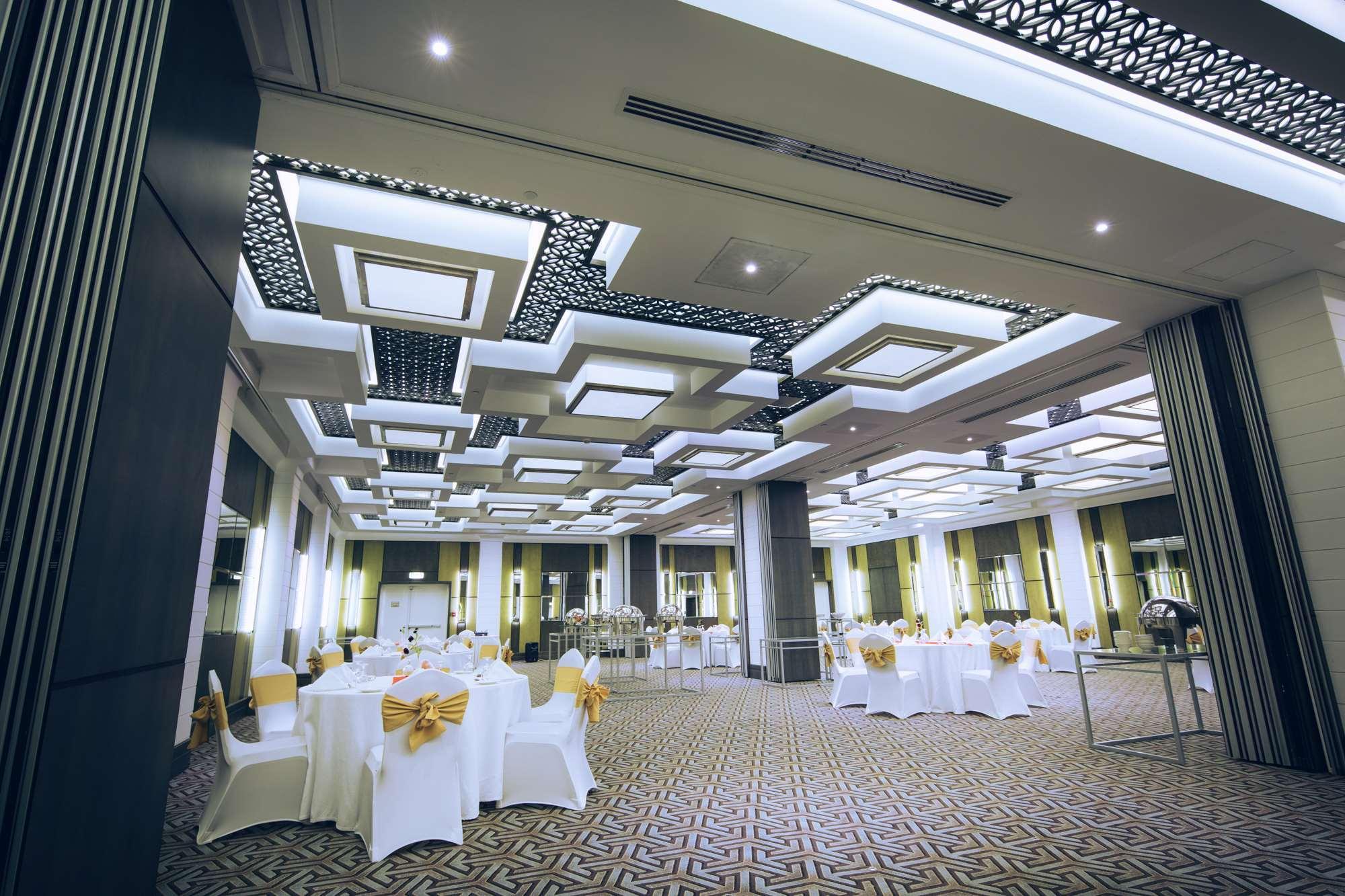 Ayla Bawadi Hotel Ал Айн Екстериор снимка