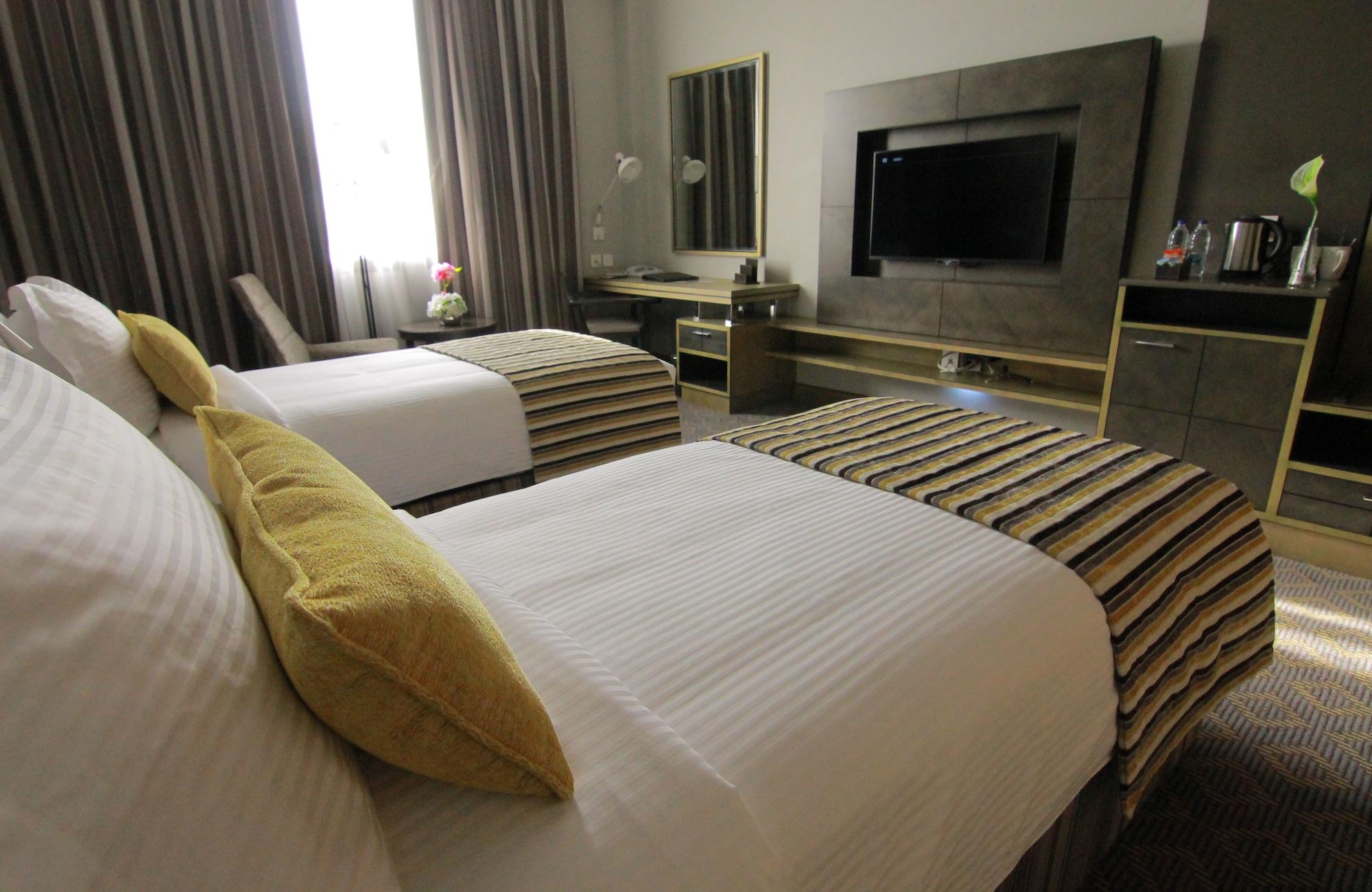 Ayla Bawadi Hotel Ал Айн Екстериор снимка