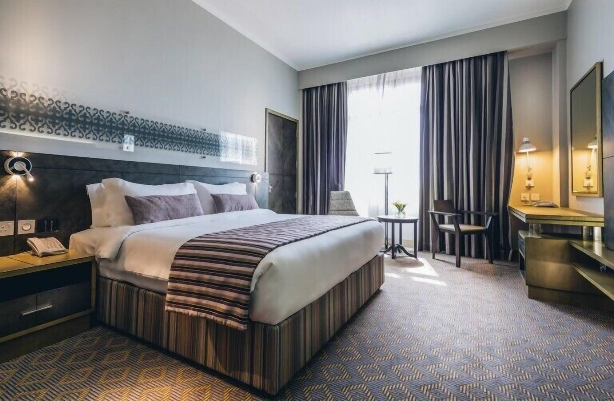 Ayla Bawadi Hotel Ал Айн Екстериор снимка